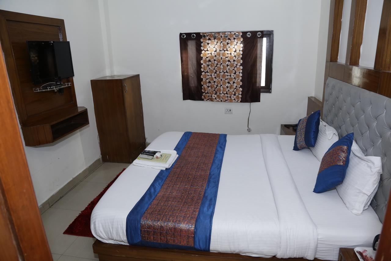 Vishal Hotel By Comfort Rooms New Delhi Buitenkant foto